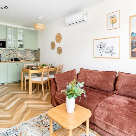 Nowoczesne Apartamenty Z Balkonami, W Dobrej Lokalizacji *