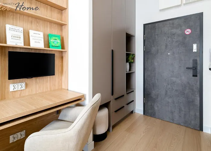 Appartement Nowoczesne Z Klimatyzacja I Balkonami, W Dobrej Lokalizacji