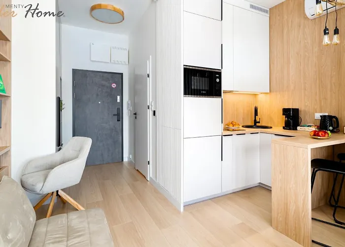 Apartament Nowoczesne Z Klimatyzacją I Balkonami, W Dobrej Lokalizacji